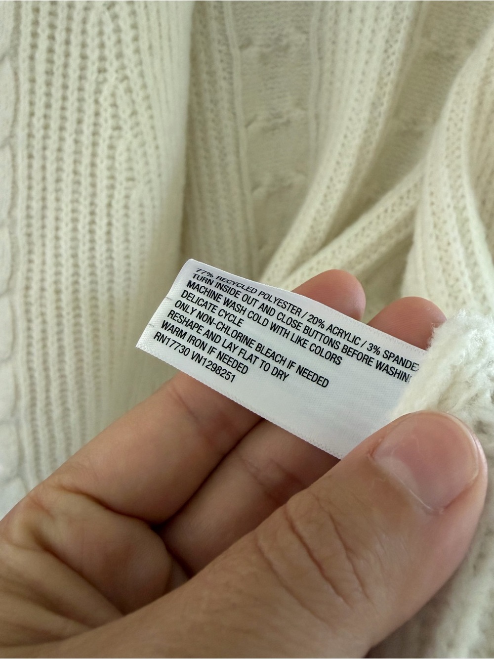 Universal Thread Cream Cable-Knit Women’s Sweater Cardigan - Picture 3 of 4